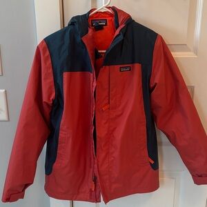 Patagonia Two-Tone Red and Dark Geen Jacket. 3 in 1 Ski Jacket. Boys XL (14)